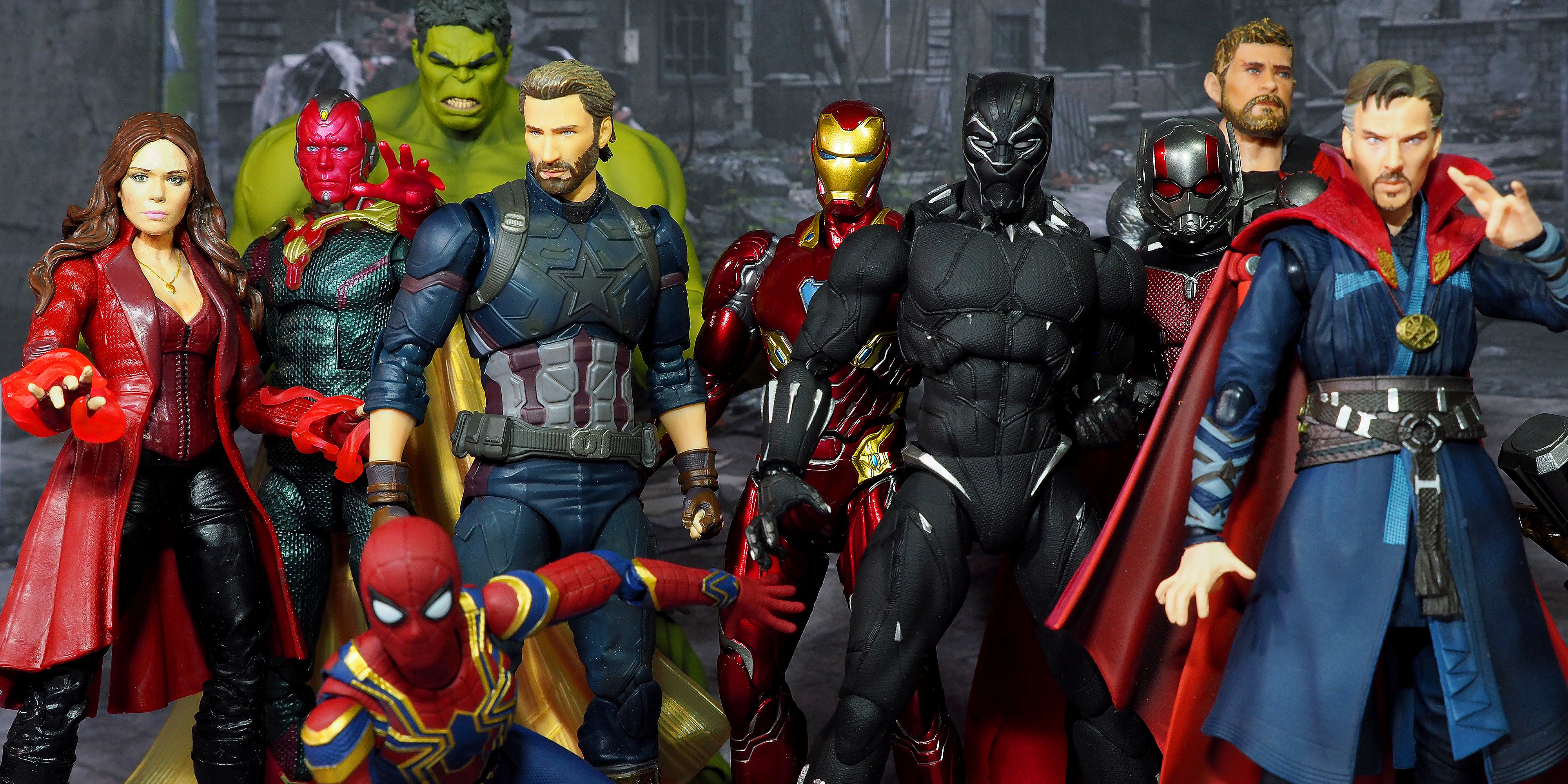 Marvel Superhero Figurines